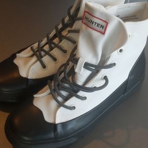 hunter canvas sneakers